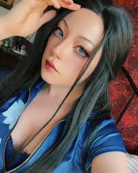 My Fishman Island arc Nico Robin cosplay (wip, still needs sunglasses and  red heels) scroll for a silly surprise : r/OnePiece