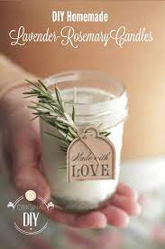 18 Diy Ways To Make Your Home Smell Like Christmas Diy Candles Homemade Homemade Candles Homemade Soy Candles