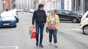 Van 11 oktober 2014 tot 27 oktober 2019 was hij premier van belgië in de regeringen michel i en michel ii. On A Fait Les Courses Avec Elio Di Rupo A Mons Edition Digitale De Mons