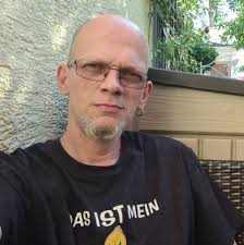 Someone please explain this. I'm nekkid. The items in my inventory have no  volume listing. How in the Nine Hells do I have 34V?