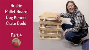 A simple pallet project showing you how to build this great looking wooden dog house using recycled pallets. Pallet Board Dog Kennel Crate Part 4 Add Pallet Board Slats Heartwood Art