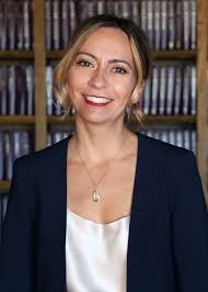 Christine Tarr's Instagram, Twitter & Facebook