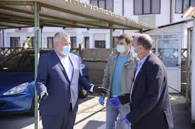 ,,primul obiectiv care a prins culoare este gardul cimitirului sf. MehedinÈ›i Targul Veterani Din Drobeta Turnu Severin Nu Va Mai Fi Deschis Stiri Regionale Oltenia Jurnalul Olteniei