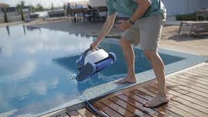 Á Les Meilleurs Robots De Piscine Dolphin Comparatif En Dec 2020