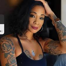 Happy 30th Wedding Anniversary to LL Cool J & Simone Smith. LL Cool J  married Simone Smith