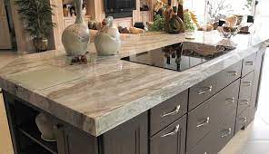 Eigenes granitwerk riesiges granitsortiment toppreise tauchen sie ein. Fantasy Braun Granit Kuche Bilder Ideen Fantasy Braun Granit Kuche Bilder Es Gibt Outdoor Kitchen Countertops Brown Granite Countertops Kitchen Countertops