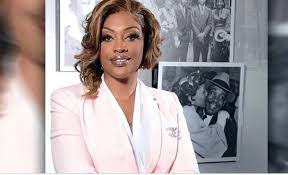 Последние твиты от angelíca grace (@hottransgirl). Angela Stanton King Rejects Her Transgender Son In Twitter Rant Eurweb