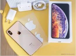 Iphone Xs Max Battery Drain Test Battery Drain Test Iphone Apple Iphone Smartphone Reviews
