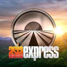 Primul sezon al concursului care a debutat pe 12 februarie 2018 a fost castigat de un cuplu de fete. Asia Express Sezonul 3 Episodul 1 Online