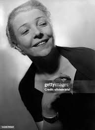 35 Maria Hester Photos & High Res Pictures