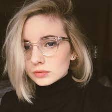 9 Get Gorgeous Makeup Tips For Glasses Short Hair Trends Short Hair Styles Cute Hairstyles For Short Hair