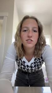 ella danielson (@ella_bdanielson)