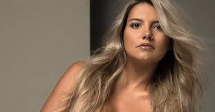 Le titre de la saison 2020 est d'ailleurs très évocateur de l'air du temps: 10 Photos De Frederyke La Candidate D Occupation Double Dont Tout Le Monde Parle Nouvelles Monde De Stars