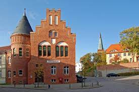 Maybe you would like to learn more about one of these? Amtsgericht Bergen Auf Rugen Wikipedia