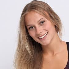 Sarah Quint's Instagram, Twitter & Facebook