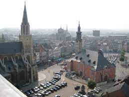 De laatste carnavalsvlag werd vanmiddag gehesen door onze burgemeester. Beer Tour Of Belgium Day 10 Sint Truiden Always An Adventure