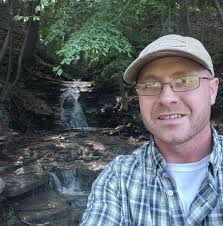 Whitney Cummings has a very important dating tip for you.