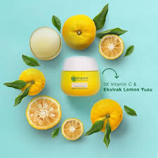 Cara yang lebih praktis untuk memutihkan wajah dengan cepat adalah dengan menggunakan produk cream pemutih wajah berbahan herbal. 9 Rekomendasi Produk Drugstore Untuk Mencerahkan Kulit Wajah Bukareview