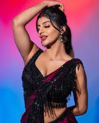 Yashika Anand - Free pics, galleries & more at Babepedia