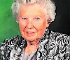 Donna Troxler's Instagram, Twitter & Facebook