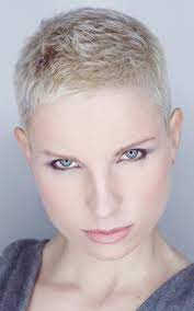 Pretty Blonde Crop Frisuren Kurz Frisuren Kurzhaarschnitte