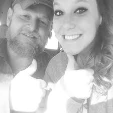 Amber Coats (@ambercoatss)