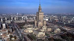 The waterfront and royal albert dock is home to many attractions and the most grade 1 listed buildings in. Planuiesti Un City Break De Ce Este Varsovia O Destinatie Excelenta Mobile