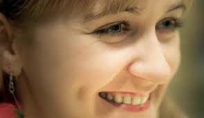 Posłuchaj podcastu: "Tancerka". Film o legendarnej pionierce tańca  nowoczesnego Loïe Fuller. Opowiada Iza Szymańska