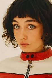 Eve Olsen's Instagram, Twitter & Facebook