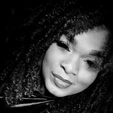 He rebajado 45 libras y tengo mucha ropa size XXL de mujer para regalar.  Usada pero en excelente condiciones.