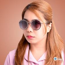 Guess Women's Round Sunglass GU00047