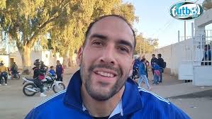 Marco Cáceres goleador de San Francisco en el triunfo sobre Racing 2 a 1.