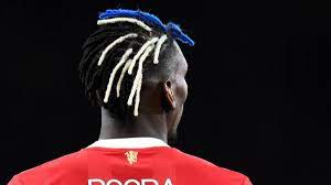 Paul pogba ha scelto un nuovo look per la sfida di questa sera tra manchester united e villarreal. Video Pogba Il Nuovo Look Con Treccine Blu Bianche E Nere Video Gazzetta It