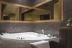 7 Astuces De Grand Mere Pour Nettoyer Les Tapis Baignoire Angle Nettoyer Moquette Chauffage Economique