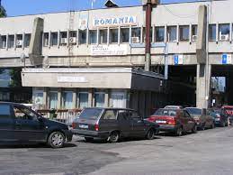 Autoritățile se așteaptă ca în orele următoare fluxul de mașini să crească atât la vămile din vestul țării, cât și din sud. MehedinÈi Traficul Prin Vama PorÅ£ile De Fier I Ar Putea Fi Afectat Stiri Regionale Oltenia Jurnalul Olteniei