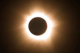 Bijzonder zo'n gedeeltelijke zonsverduistering is best bijzonder. Bijzondere Zonsverduistering Weerplaza Nl