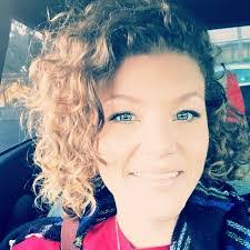 Amanda Benning's Instagram, Twitter & Facebook