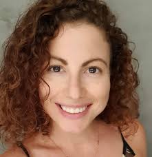 Chelsea Feil's Instagram, Twitter & Facebook