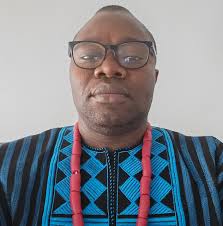 Ne laissez pas le comportement des autres détruire votre Paix Intérieure.  (Dalaï-lama )