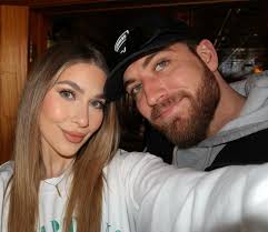 Gabriella (@dtowngabriella) • Instagram photos and videos