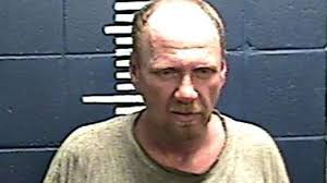 Waynesboro police search for domestic violence suspect