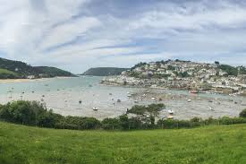 The exclusive area is home to celebrities and more than 40% of properties there are second homes. Paddle And Pick Raising Awareness Of Plastic Pollution In Devon Countryfile Com