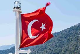 Festival süresince köy adeta kırmızı ve beyaz. Italya Da Bir Turk Koyu Moena Hangi Universite Hangi Bolum