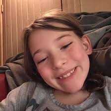 Adelyn Wright (adelynadelewright2012)