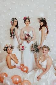 Trend.2020 is a trendsetting online clothing store. Hochzeitstrends 2020 Tolle Ideen Von Der Ballonwall Bis Zur Blumenschaukel