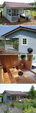 Das Dach Als Highlight Ein Gartenhaus Mit Dachpfannen Gartenhaus Gartenhaus Dach Haus