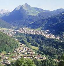 Love Morzine And The Portes Du Soleil Morzine Places To Travel Summer Landscape