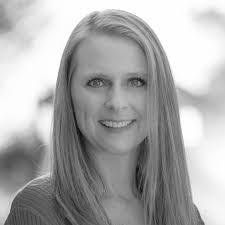 Stephanie Carnes's Instagram, Twitter & Facebook