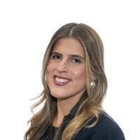 Nicole Soll's Instagram, Twitter & Facebook