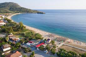 Μπροστά στην θάλασσα και με απέραντη θέα στο γαλάζιο της θάλασσας, σας καλοσορίζουν τα ενοικιαζόμενα δωμάτια 'ηλιοβασίλεμα'. Persefoni Toroni Updated 2021 Prices